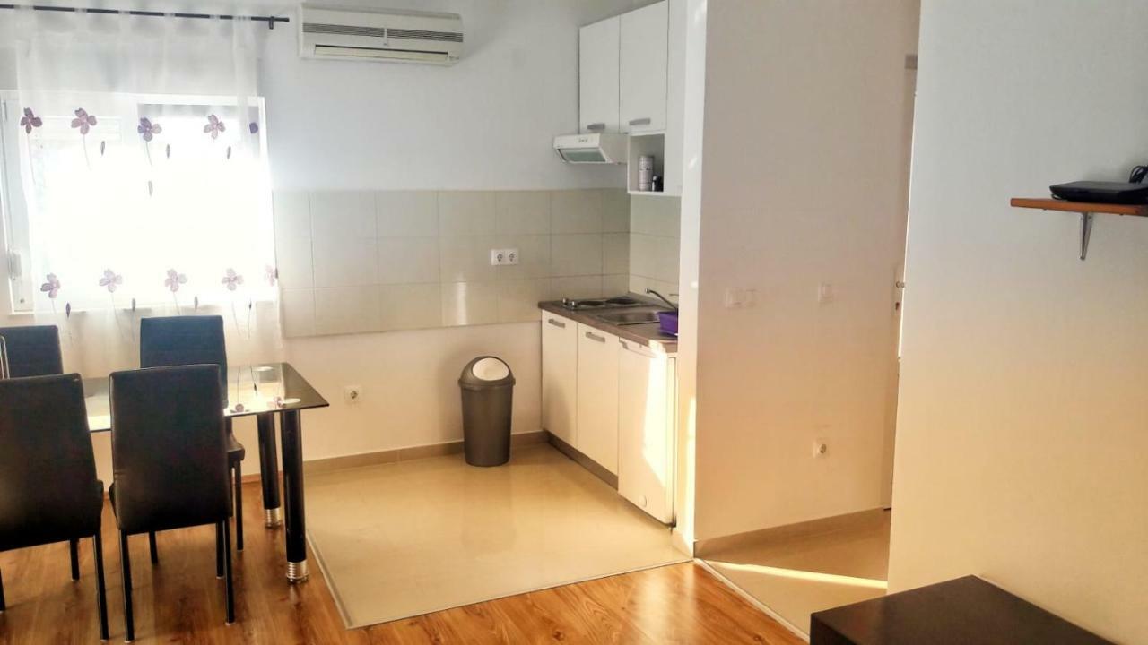 Apartman Kolan Exterior foto